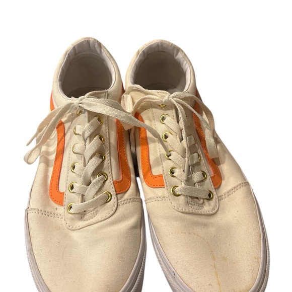 Women’s vans size 11 - Picture 2 of 5